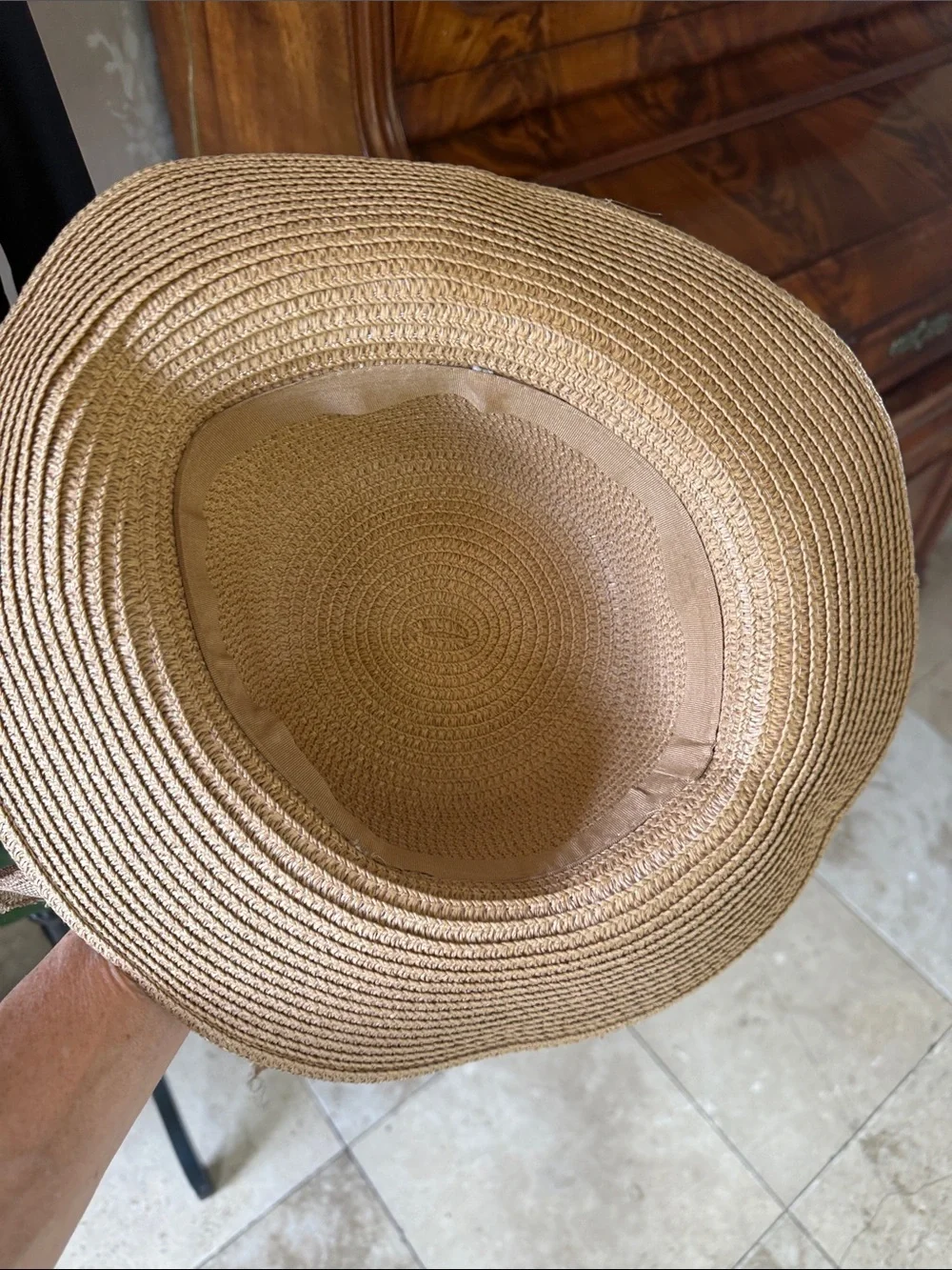 SUMMER WIDE BRIM ladies hat with bow, NWOT tan